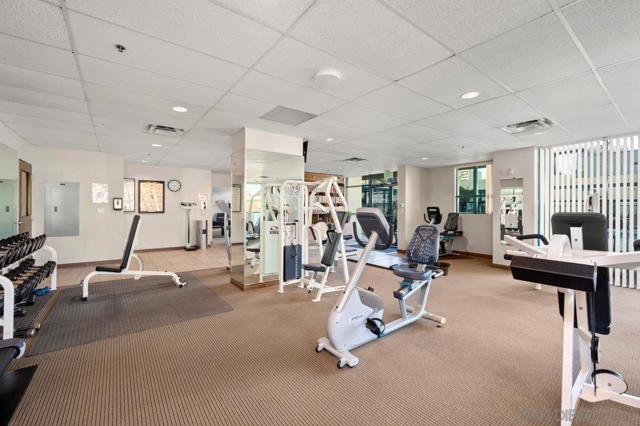 555 Front Street, San Diego CA: https://media.crmls.org/mediaz/222e8ed4-12d7-4c0c-b93b-97961bc2c2d9.jpg
