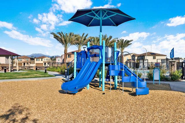 36540 Diego Springs Ave, Murrieta CA: https://media.crmls.org/mediaz/222ea152-1d92-4cd6-b664-0059683fa9fb.jpg