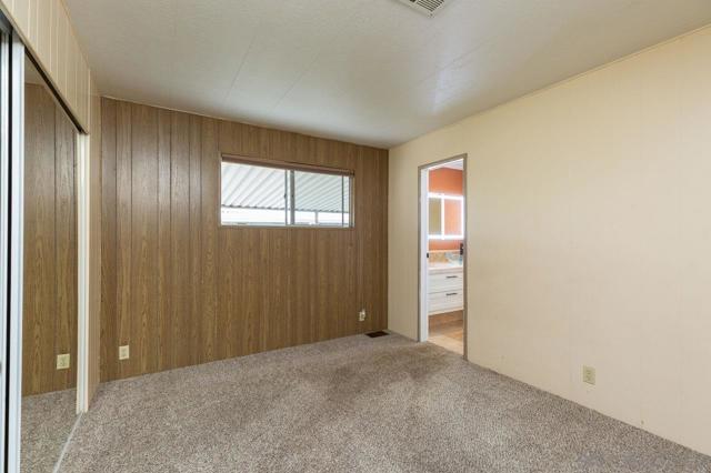 1219 E Barham Dr Spc 106, San Marcos CA: https://media.crmls.org/mediaz/222eeeaa-af77-45ba-b6a0-a929204ea0d6.jpg