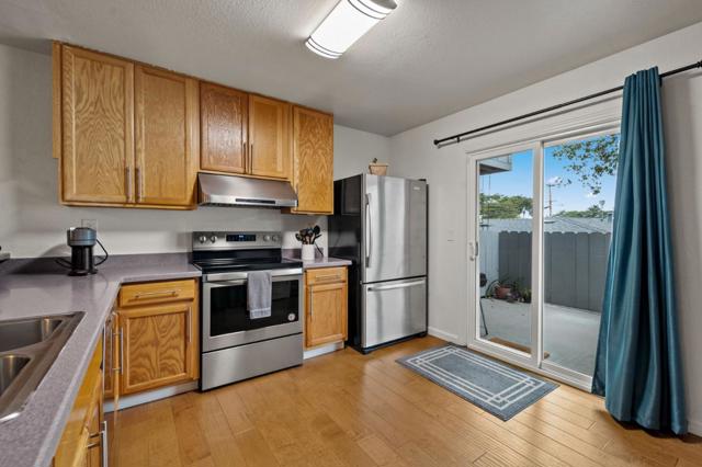 3095 Marina Drive, Marina CA: https://media.crmls.org/mediaz/223023d9-c3b8-4813-a66a-95ccd39e701b.jpg