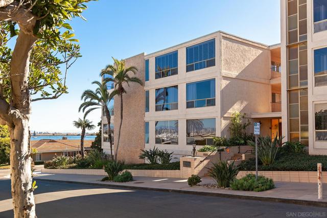 390 San Antonio Ave, Point Loma, California 92106, 2 Bedrooms Bedrooms, ,2 BathroomsBathrooms,Condominium,For Sale,San Antonio Ave,250001421SD