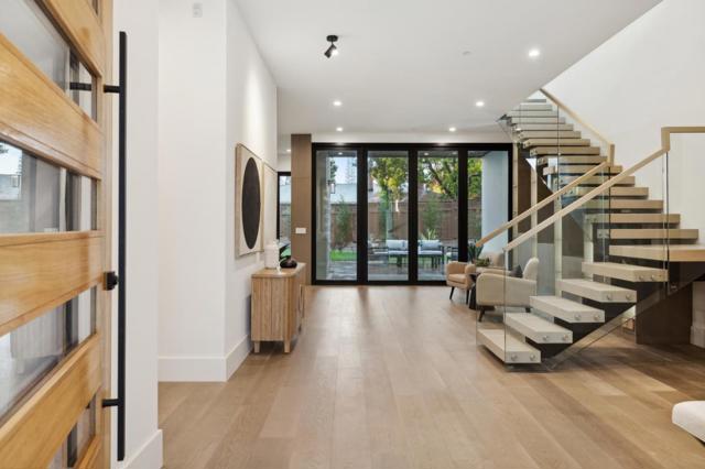 399 Camino Al Lago, Menlo Park CA: https://media.crmls.org/mediaz/22312113-9484-4a2d-b458-7f3e1c846b31.jpg
