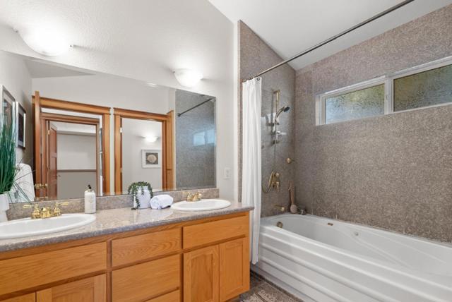 562 Cuesta Drive, Aptos CA: https://media.crmls.org/mediaz/2233008f-bb5d-47bb-b361-c1d3b95f2730.jpg