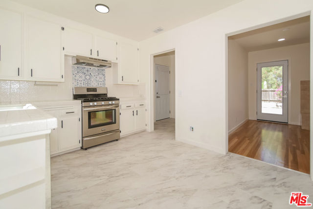 2425 Loftyview Drive, Torrance, California 90505, 3 Bedrooms Bedrooms, ,2 BathroomsBathrooms,Residential,Sold,Loftyview,22194747