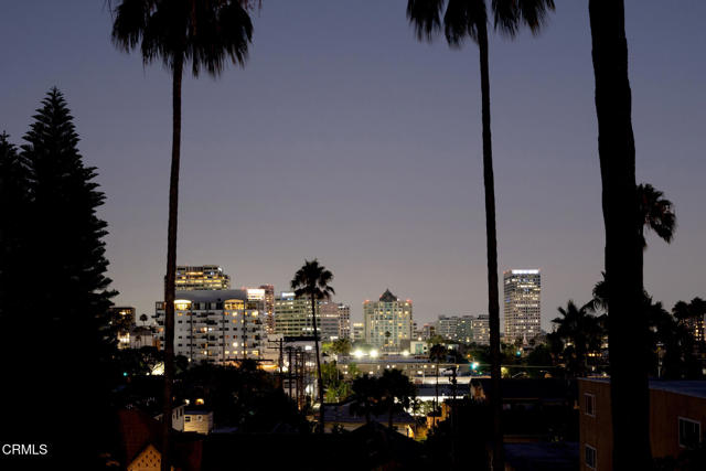 125 W Mountain Street, Glendale CA: https://media.crmls.org/mediaz/2233f1db-24f3-47b3-8bf4-4130a818881e.jpg