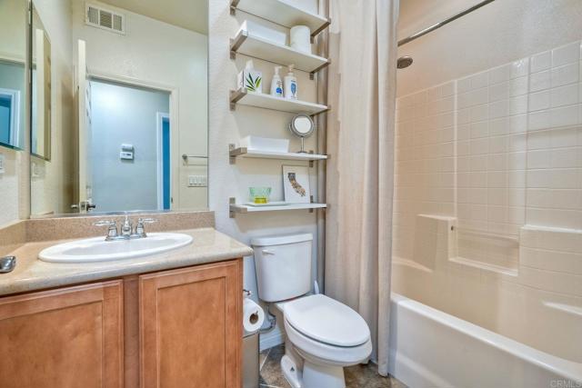 1367 Sky Ridge, San Marcos CA: https://media.crmls.org/mediaz/223426a9-6f4a-4ffc-aff8-8d3426661e7b.jpg