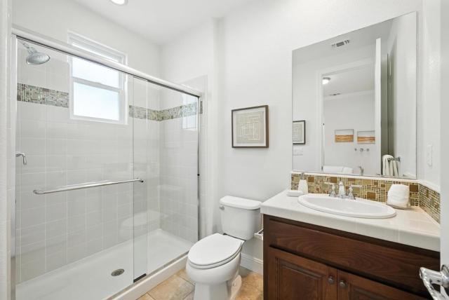 707 Torreya Avenue, Sunnyvale CA: https://media.crmls.org/mediaz/2234283c-706d-42f6-879b-f5c6b32c8bd8.jpg