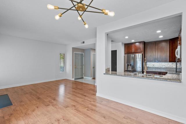 992 Lupine Hills Dr., Vista CA: https://media.crmls.org/mediaz/22343aae-7385-4b6a-8e60-c122159665eb.jpg