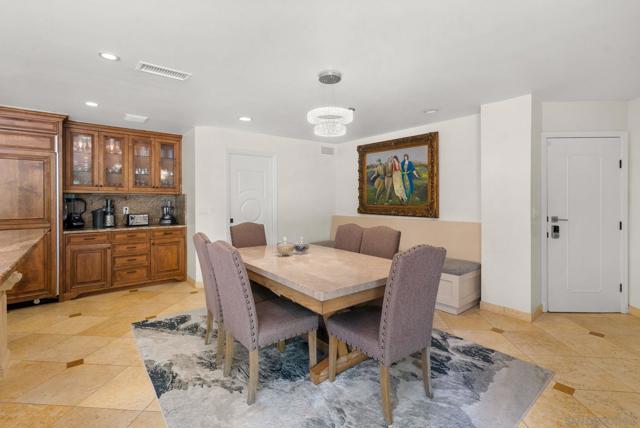 9351 La Jolla Farms Rd, San Diego CA: https://media.crmls.org/mediaz/22343eab-5283-4e0b-bd79-a15dab30b389.jpg