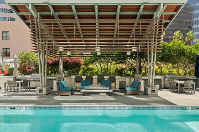 38 N Almaden Boulevard, San Jose CA: https://media.crmls.org/mediaz/22344011-f220-44e5-adc3-0be41277ecc5.jpg