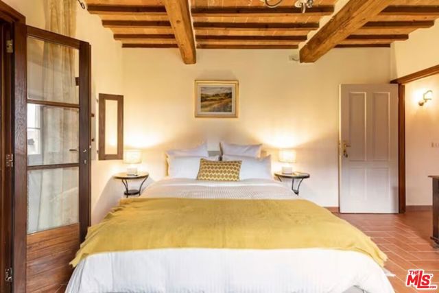 10 Via San Lorenzo, Umbria, ITALY,  CA: https://media.crmls.org/mediaz/223494da-0aed-4d52-b4c2-d92c0f69ed12.jpg