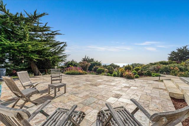 405 Heather Point Lane, Watsonville CA: https://media.crmls.org/mediaz/22349bc9-f07c-45f1-aa37-a7ec90483167.jpg