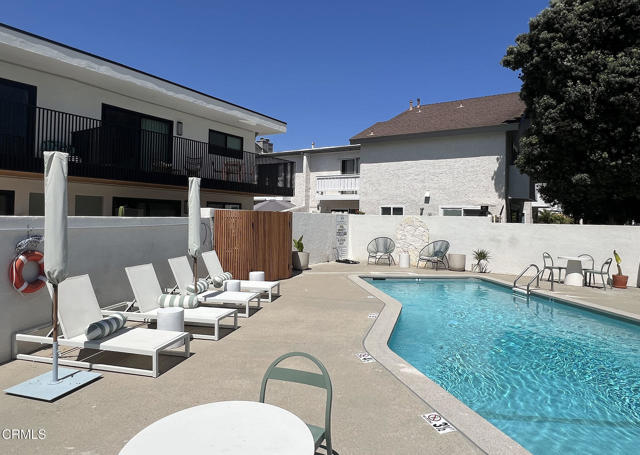5135 w W Wooley Road, Oxnard CA: https://media.crmls.org/mediaz/22351416-6e79-47b3-9fd6-b0c9302a4f18.jpg