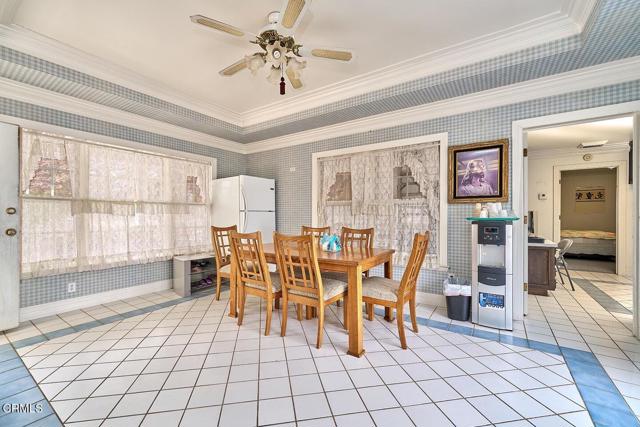 Detail Gallery Image 8 of 71 For 13088 Sunset Dr, Lucerne Valley,  CA 92356 - 4 Beds | 3 Baths