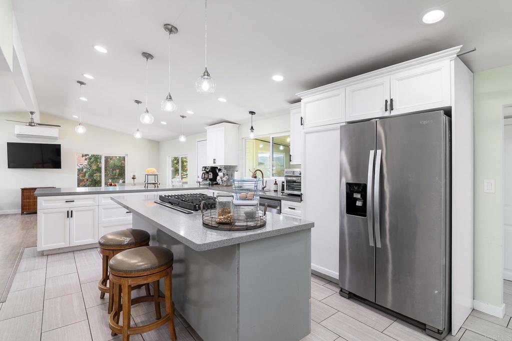 500 Rancheros Drive - photo 11