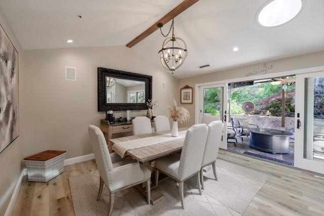 307 Sidesaddle Circle, Scotts Valley CA: https://media.crmls.org/mediaz/2235e56f-5edf-43e3-8c3a-6aed70434502.jpg