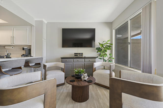 Image 8 of 33 For 78347 Terra Cotta Court