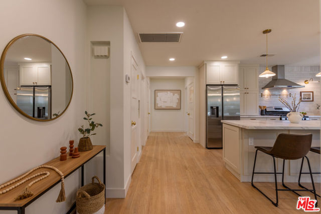 504 N Campbell Avenue, Alhambra CA: https://media.crmls.org/mediaz/2236c083-4631-430f-ac4f-239d7df597ac.jpg