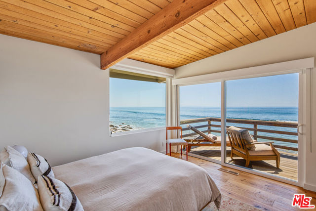 24246 Malibu Road photo 14