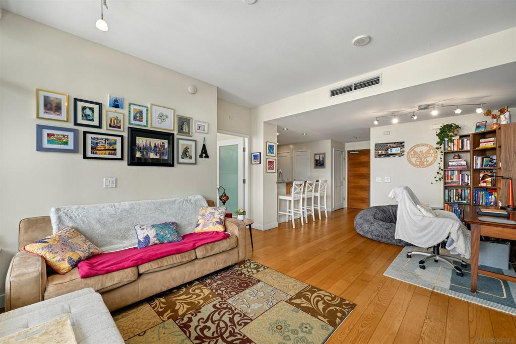 700 E Street - photo 7