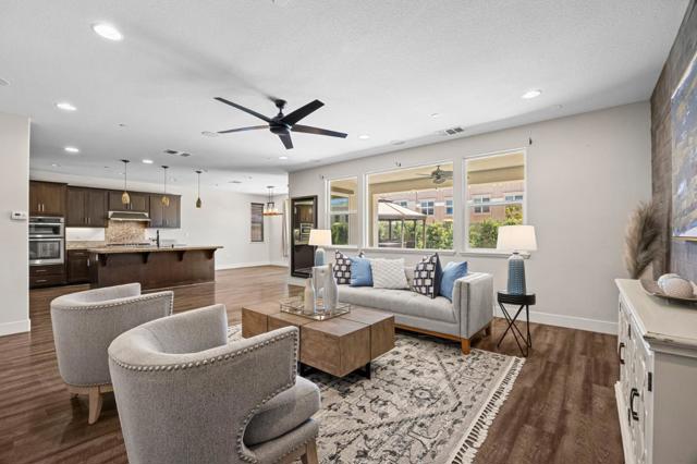 9850 Bobcat Court, Gilroy CA: https://media.crmls.org/mediaz/2237f0d0-c625-4b1f-b89c-48bd766dd0e7.jpg