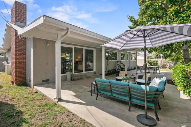 661 Balboa Avenue, Coronado CA: https://media.crmls.org/mediaz/22389a03-6e0e-4f40-a529-528fa685b8c8.jpg