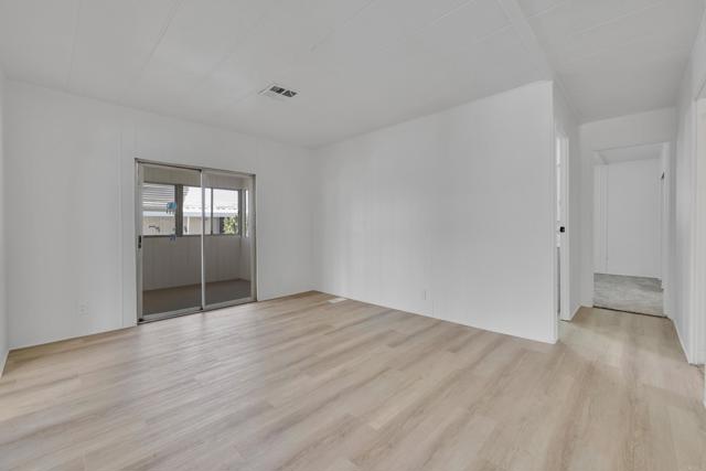 1120 Pepper Dr, El Cajon CA: https://media.crmls.org/mediaz/2238d042-5ef2-4337-add5-fd8ee914dcd0.jpg