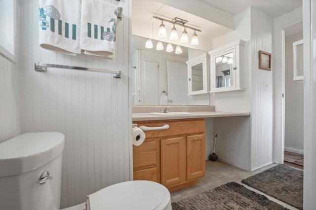 9097 N Ventura Avenue, Ventura CA: https://media.crmls.org/mediaz/2238ec45-cc0c-451e-9972-9ff21fc9a606.jpg