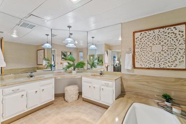 444 Whispering Pines, Scotts Valley CA: https://media.crmls.org/mediaz/2239426e-c612-4b23-b5d3-c81d9f334dac.jpg