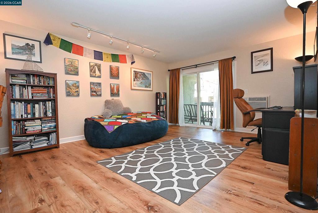 1087 Murrieta Blvd #140