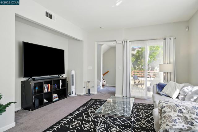1620 Tucker Street, Oakland CA: https://media.crmls.org/mediaz/2239b55e-ab0e-4cd3-bd66-0d33a92b6d16.jpg