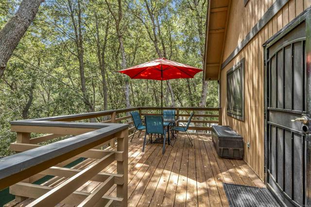 Detail Gallery Image 8 of 13 For 52633 Sunset Ln, Idyllwild,  CA 92549 - 3 Beds | 2 Baths