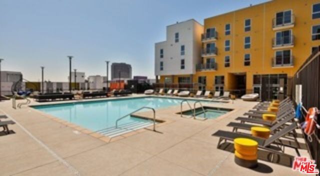 555 Spring Street, Los Angeles CA: https://media.crmls.org/mediaz/223bbb49-525a-4254-a88f-090b8db1a53e.jpg