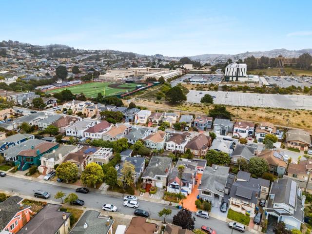 5254 Eastwood Drive, San Francisco CA: https://media.crmls.org/mediaz/223c604c-9691-4943-b1f9-d89e211bfb16.jpg