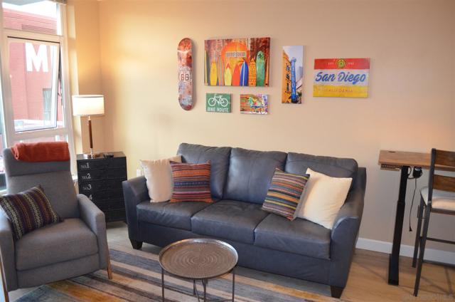 1431 Pacific Hwy, San Diego CA: https://media.crmls.org/mediaz/223ca651-aacd-4ca8-a546-ff199609783a.jpg