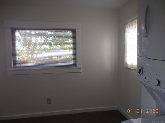 Image 11 of 20 For 711 Robinson Avenue
