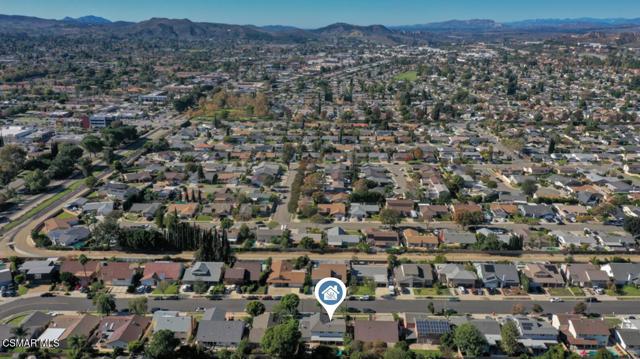2108 N Brower Street, Simi Valley CA: https://media.crmls.org/mediaz/223dcd5c-5b33-4294-835a-a75d6db18785.jpg