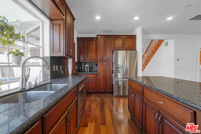 10943 Barman Avenue, Culver City CA: https://media.crmls.org/mediaz/223ddc3e-0f62-426b-9fe9-5976e8f5b21a.jpg