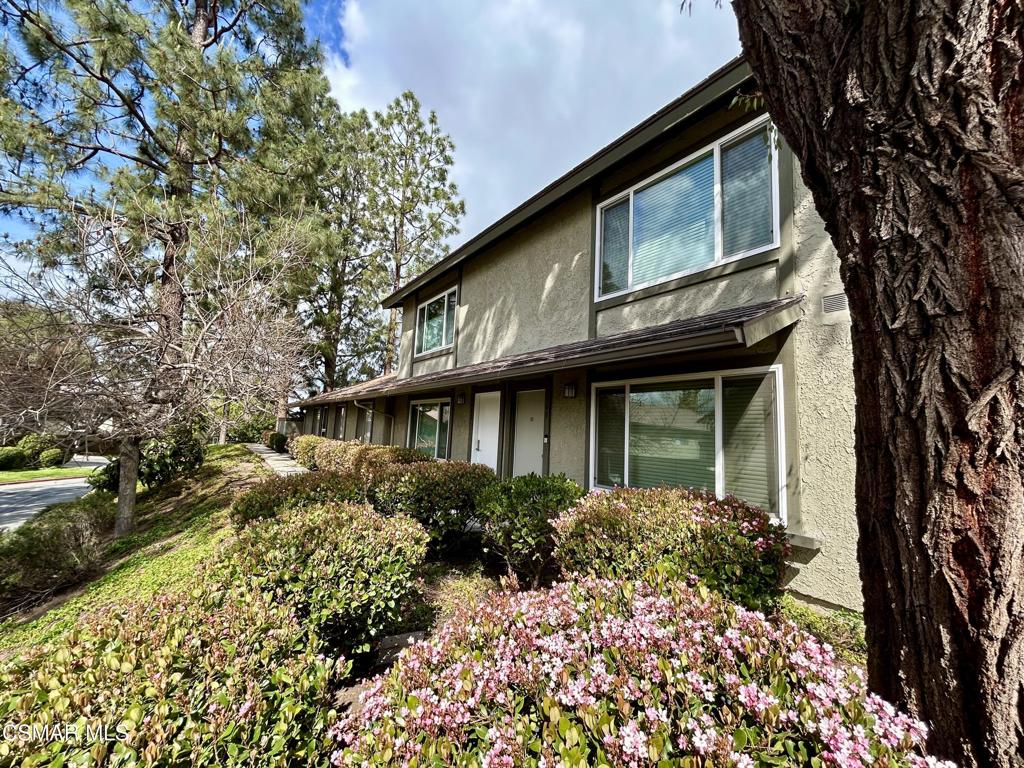 460 Serento Circle