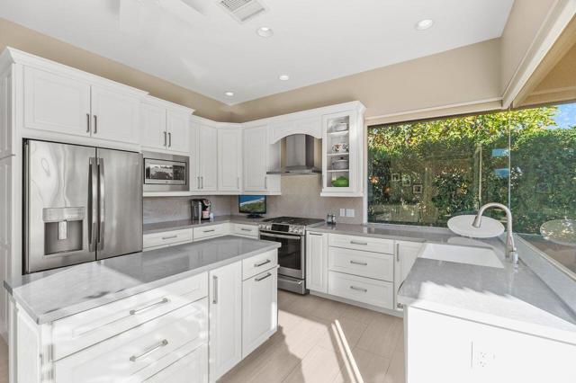 Image 23 of 42 For 53 Colonial Drive