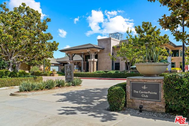 1 Bed Home for Sale in Playa Vista, California