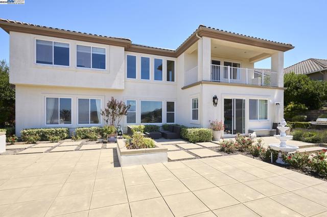 3272 Ashbourne Cir, San Ramon CA: https://media.crmls.org/mediaz/224025f3-9009-4e59-b0ce-ef281890c64e.jpg