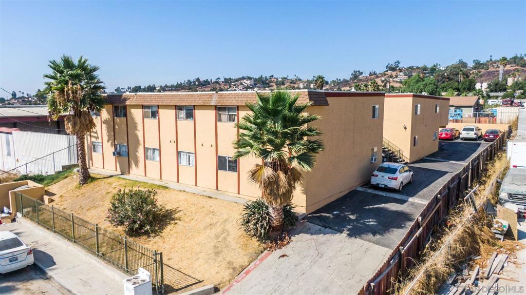9258 Birch St, Spring Valley, CA 91977