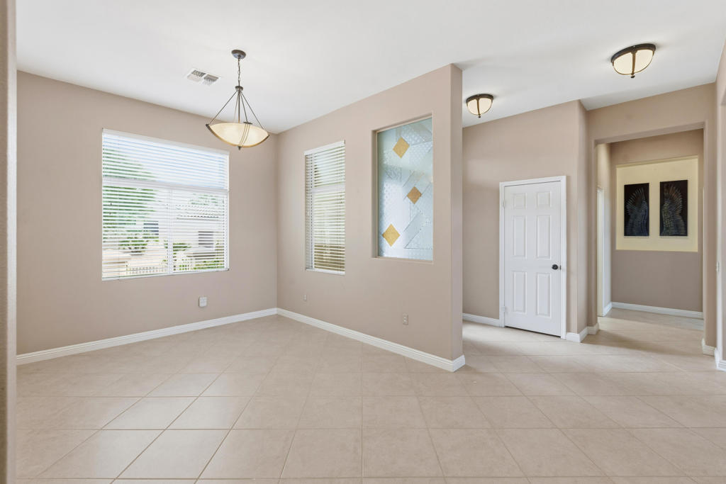 MLS #219137036DA image #15