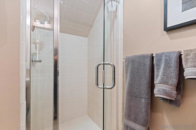 7839 Inception Way, San Diego CA: https://media.crmls.org/mediaz/2241055a-0726-4bc5-8a91-28041c337f79.jpg