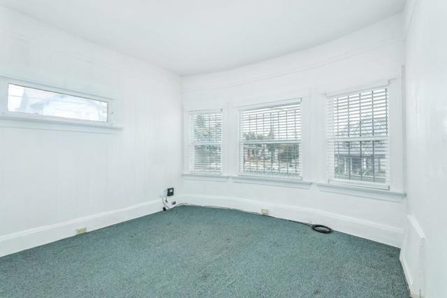 2737 12th Avenue, Oakland CA: https://media.crmls.org/mediaz/22412f10-6c0d-4dee-8333-1b91c074dc20.jpg