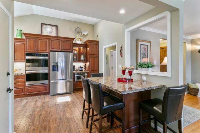 141 Knoll Circle, South San Francisco CA: https://media.crmls.org/mediaz/2242a9f2-1bca-4d08-bf9c-84746fdb0171.jpg