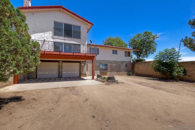 25861 E Old Julian Hwy, Ramona CA: https://media.crmls.org/mediaz/2243ca46-c6c0-4555-b133-174d92740d14.jpg