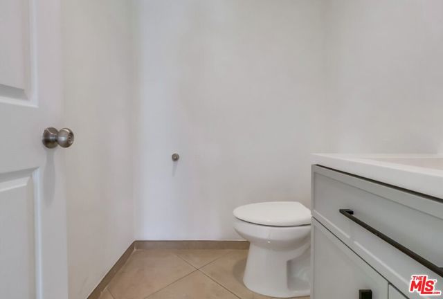 687 Mount Carmel Drive, Claremont CA: https://media.crmls.org/mediaz/22441b71-1424-40c9-bd8b-a20d19e5fdd0.jpg