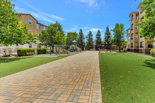 88 N Jackson Avenue, San Jose CA: https://media.crmls.org/mediaz/2245166b-f78f-4a3c-b3c0-94020bdd4d68.jpg